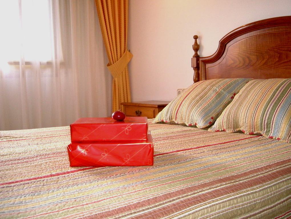 Hotel Serantes O Grove Quarto foto